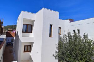 Casa 140m2 construida con entramado ligero